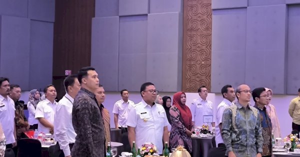 Asrul Sani Hadiri South Sulawesi Investment Challenge di Makassar