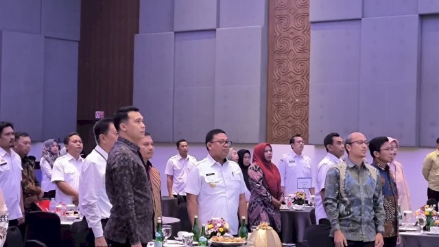 Asrul Sani Hadiri South Sulawesi Investment Challenge di Makassar