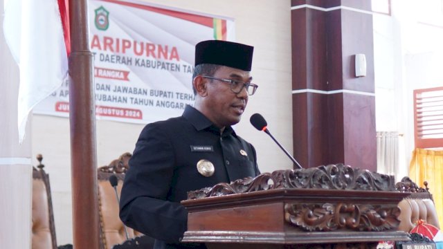 Hadiri Rapat Paripurna, Setiawan Aswad Jawab Fraksi DPRD Takalar Soal Ranperda APBD Perubahan 2024