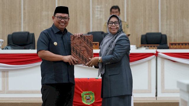 Paripurna DPRD Palopo, Asrul Sani Tekankan Perubahan KUPA dan PPAS agar Target Awal APBD Dapat Disesuaikan