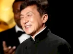 Jackie Chan Lelang Jaket Bersejarah, Rp1,5 Miliar untuk Kegiatan Sosial di Indonesia
