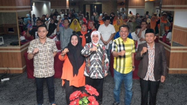 Bareng Wahab Tahir, Indira Yusuf Ismail Sosialisasikan Perda Penyelengaraan Pendidikan