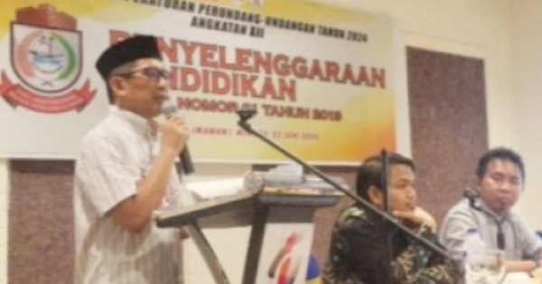 Muchlis Misbah Sosialisasikan Perda Tentang Penyelenggaraan Pendidikan