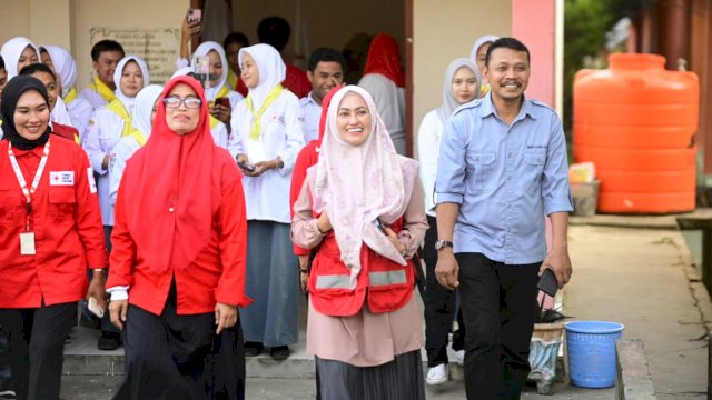 Pesan Penuh Makna Indah Putri Indriani ke Peserta Orientasi Kepalangmerahan PMR di SMAN 4 Luwu Utara