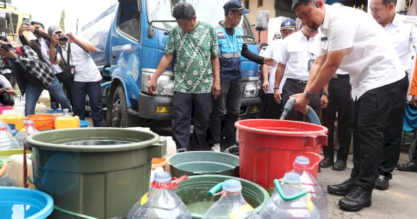 Andi Arwin Azis Respons Kekeringan di Kecamatan Tallo, PDAM Siapkan 5 Juta Liter Perhari 