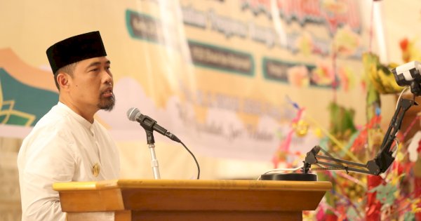 Peringatan Maulid Nabi di Masjid Raya, Andi Arwin Azis Ajak Masyarakat Ciptakan Pilkada Damai