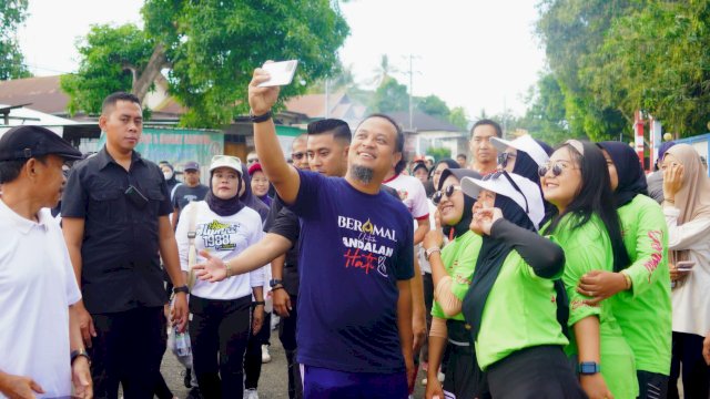 Cagub 02 Andi Sudirman Jalan Sehat Anti Mager Bareng Masyarakat Bone