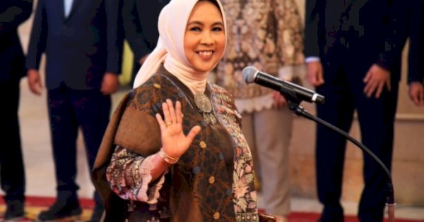 Jokowi Lantik Aida Suwandi Budiman sebagai Anggota Dewan Komisioner LPSK