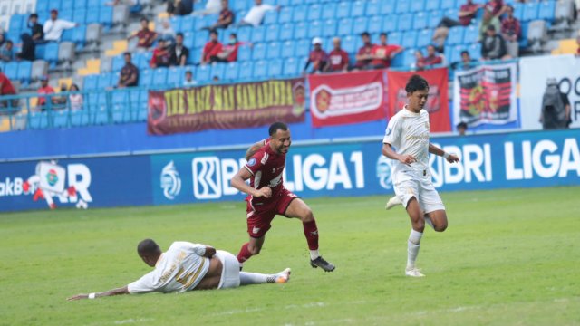 Tumbang Dari Arema, Bernardo Tavares Heran Wasit Tidak Beri Penalti ke PSM 