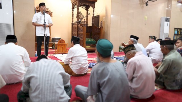 Safari Subuh, Pjs Wali Kota Makassar Ajak Jamaah Berpilkada dengan Bijak