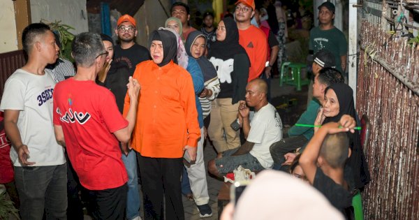 ORANGe Muda dan Indira Yusuf Ismail Kunjungi Korban Kebakaran di Jalan Badak