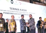 Pj Sekda Makassar Terima Penghargaan atas Dukungan Pemkot Makassar pada Produk TKDN