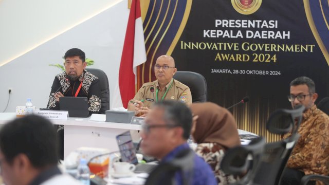 Penilaian IGA 2024, Pjs Wali Kota Makassar Perkenalkan Inovasi Dottoro&#8217;ta dan Inovasi Kelas Berbintang