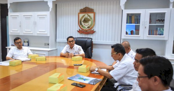 Rapat Bersama TPAD Pemkot Makassar, Irwan Tekankan Rencana APBD Pokok 2025 Rampung Sesuai Timeline