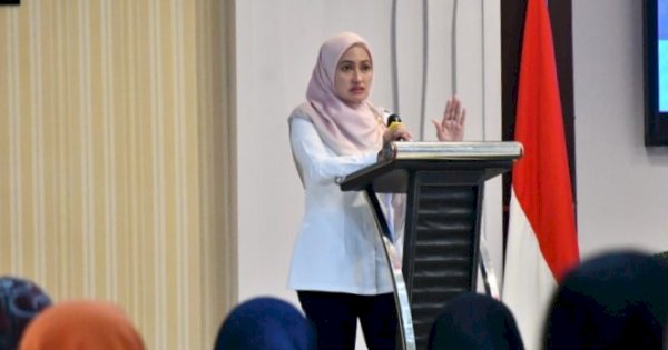 Bupati Indah Tekankan Tidak Ada Alasan Guru Tak Paham Teknologi