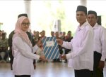 Bupati Indah Putri Serahkan SK Ratusan Anggota BPD