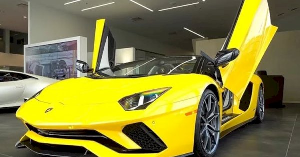 Mengapa Mobil Lamborghini Tak Pernah Muncul di Iklan TV?