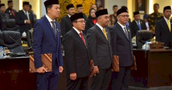 Empat Pimpinan DPRD Makassar Periode 2024-2029 Resmi Dilantik 