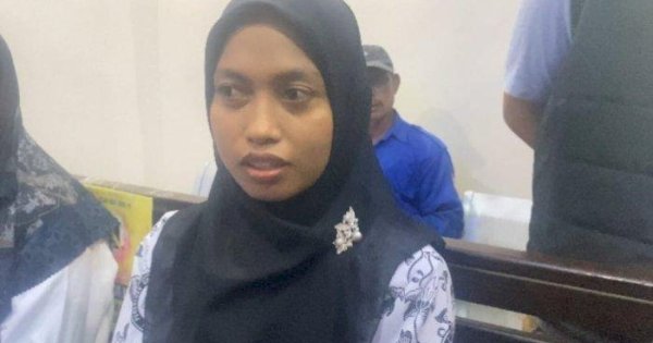 Guru Supriyani yang &#8216;Dikerjai&#8217; Oknum Polisi Akhirnya Divonis Bebas oleh PN Andoolo