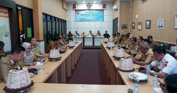 Pj Bupati Takalar Pimpin Rakor Tim Desk Pilkada untuk Pastikan Persiapan Besok