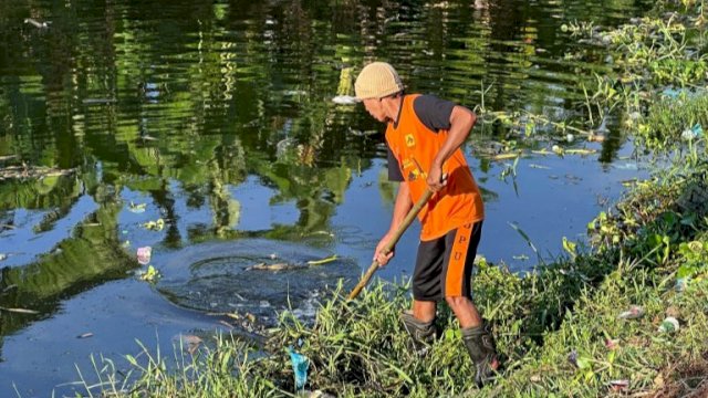 Pjs Wali Kota Makassar Arwin Azis Pimpin Normalisasi Kanal di Manggala dan Bontoala