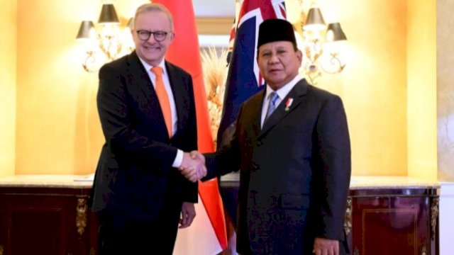 Presiden Republik Indonesia, Prabowo Subianto, menerima kunjungan kehormatan dari Perdana Menteri Australia, Anthony Albanese, di Lima, Peru, Kamis (14/11//2024). (Sumber: Sekretariat Kabinet) 