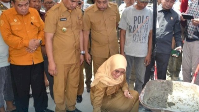 Plt Bupati Maros Pimpin Peletakan Batu Pertama Masjid Nurul Jamaah Pasar Tramo 