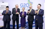 Potret Presiden Prabowo Bertemu Para Pemimpin MIKTA di KTT G20 Brasil