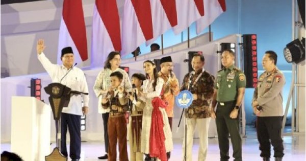 Presiden Prabowo Umumkan Kenaikan Gaji Guru ASN Hingga Non ASN 