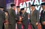 Berkat Dedikasi, Kadispar Makassar Muhammad Roem Raih Satyalancana Karya Satya dari Presiden RI