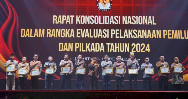 KPU Sulsel Raih 2 Penghargaan pada Rakornas KPU se-Indonesia di Ancol