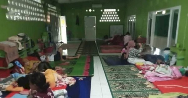 Jumlah Pengungsi Banjir di Kota Makassar Mulai Berkurang 