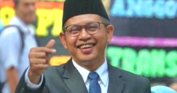 Supratman Resmi Jabat Ketua DPRD Makassar Periode 2024-2029