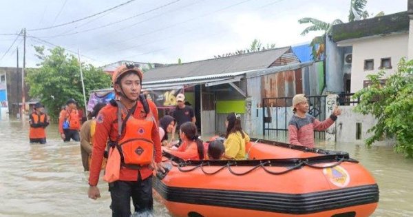 BPBD Catat Sudah Ada 1.403 Warga Makassar yang Diungsikan Akibat Banjir