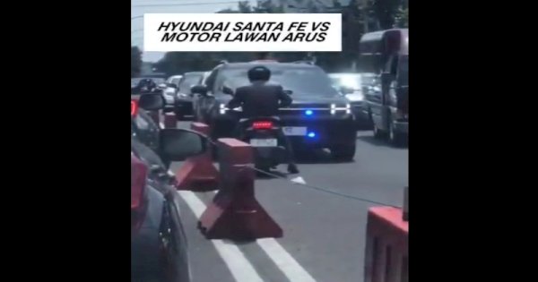 Viral Pemotor Nekat Lawan Arah dan Ogah Ngalah di Depan Mobil Berstrobo