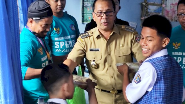 Program Makan Bergizi Gratis di Makassar Sasar 10 Ribu Siswa di 3 Kecamatan 