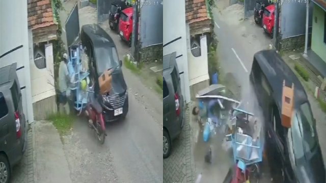 Viral Penjual Bakso Ditabrak Pengendara Mobil, Dagangan dan Gerobak Hancur