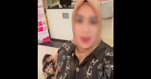 Viral Emak-emak Bawa Monyet ke Dalam Mal, Tak Terima Ditegur Satpam