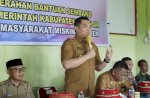 Pj Bupati Takalar Serahkan Bantuan Sembako untuk Masyarakat Miskin Ekstrem