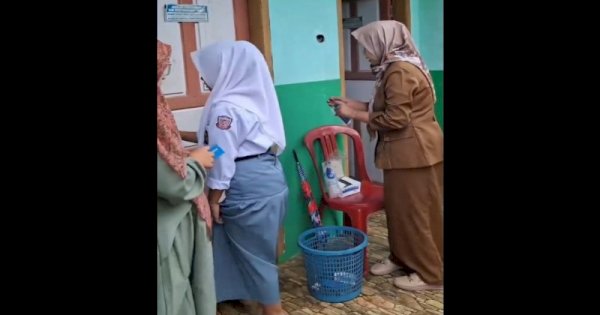 Viral SMA Ini Wajibkan Siswi Jalani Tes Kehamilan Setiap Setahun Sekali