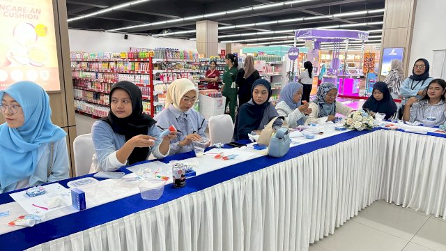 CitraCosmetic bersama Skintific menggelar workshop decoden di Citra Cosmetik & Swalayan Perintis yang diikuti oleh 30 peserta. 