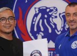 Pelatih Baru Arema FC Tetap Pertahankan Staf Pelatih Sebelumnya 