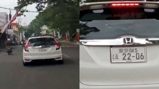 Sebuah mobil Honda Jazz yang menggunakan pelat nomor Jepang melintas di Malang. (X @dhemit_is_back)