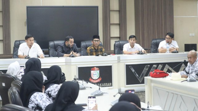 6 Bulan Tunjangan Guru Tak Cair, DPRD Makassar Desak Pemkot Segera Bertindak