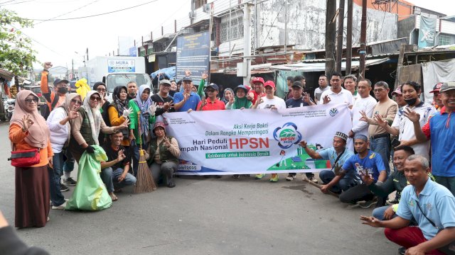 Rangkaian Peringatan Hari Peduli Sampah Nasional 2025, Pemkot Makassar Bersih-bersih di Pasar Panakukang