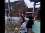 2 Tiktokers Diusir Warga Gegara Buat Konten Saat Banjir di Lampung