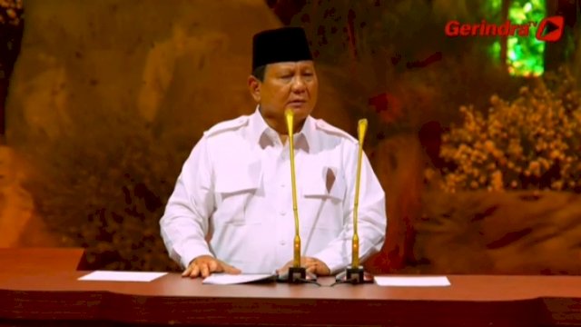 Presiden Prabowo Subianto saat berpidato dalam agenda HUT ke-17 Partai Gerindra di Sentul, Jawa Barat, Sabtu (15/2/2025). (Foto: Tangkapan Layar YouTube Gerindra) 