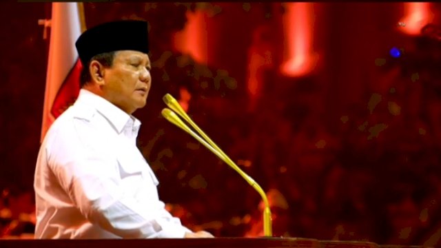 Presiden Prabowo Subianto saat berpidato dalam agenda HUT ke-17 Partai Gerindra di Sentul, Jawa Barat, Sabtu (15/2/2025). (Foto: Tangkapan Layar YouTube Gerindra) 