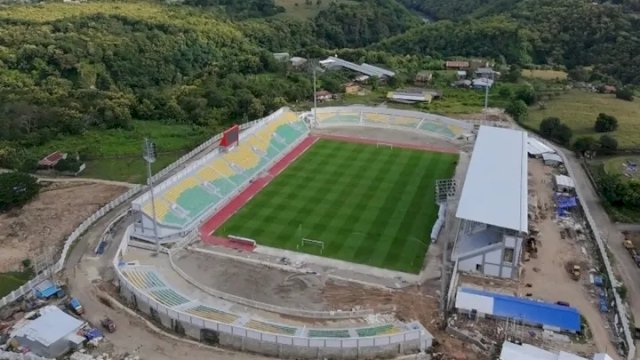 Stadion BJ Habibie Parepare setelah direnovasi. (foto: Lestarindo) 