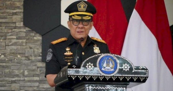 Peras Warga China Selama 1 Tahun, 71 Pegawai Imigrasi Tak Berani Dipecat